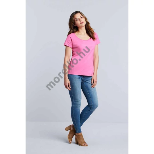SOFTSTYLE® NŐI DEEP SCOOP PÓLÓ